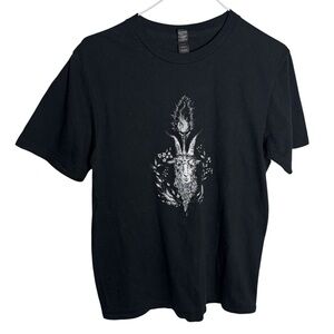Black unisex goth Baphomet pentagram floral short sleeve T shirt